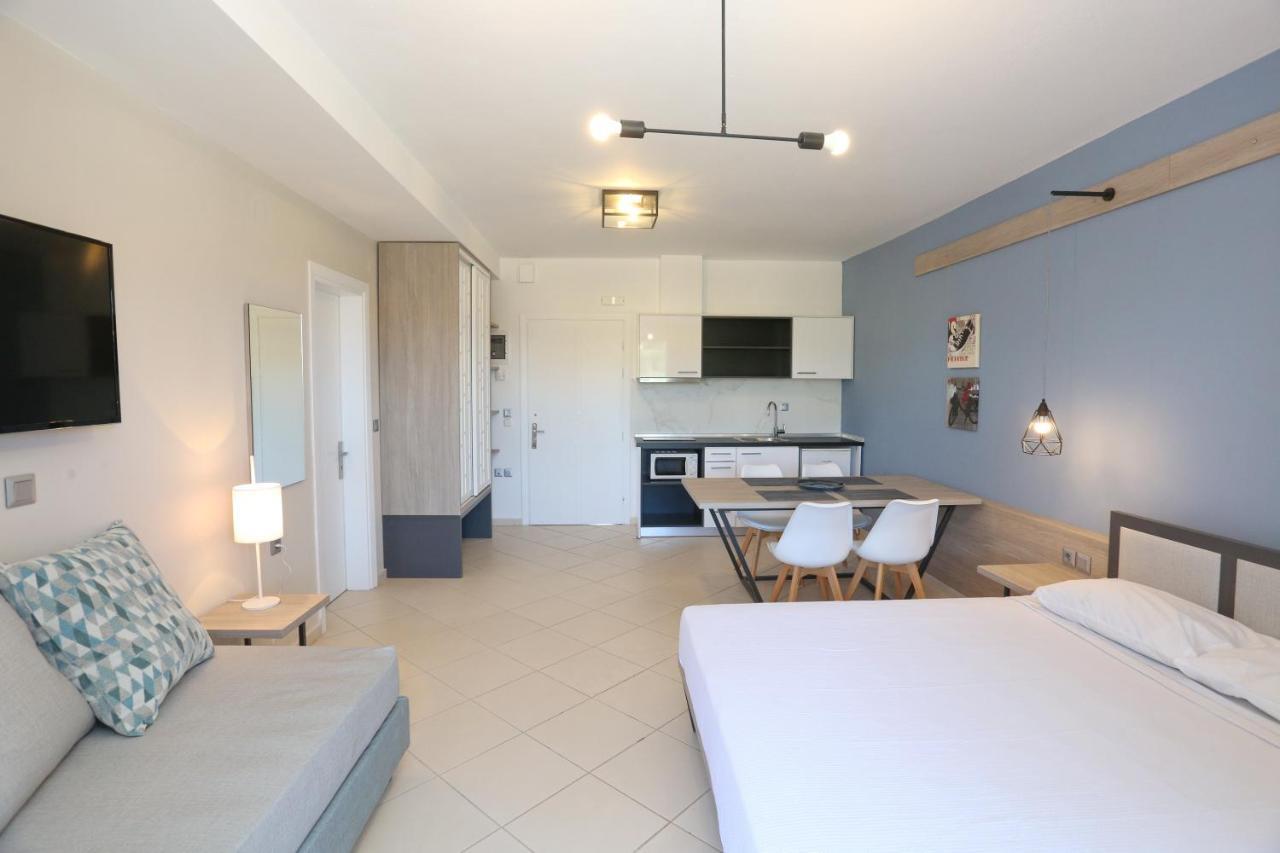 Agreste Luxury Apartments 팔리오우리 외부 사진